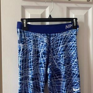 Nike Pro Capri Leggings